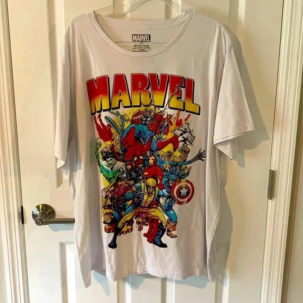 Marvel Comics graphic T size 3 XL